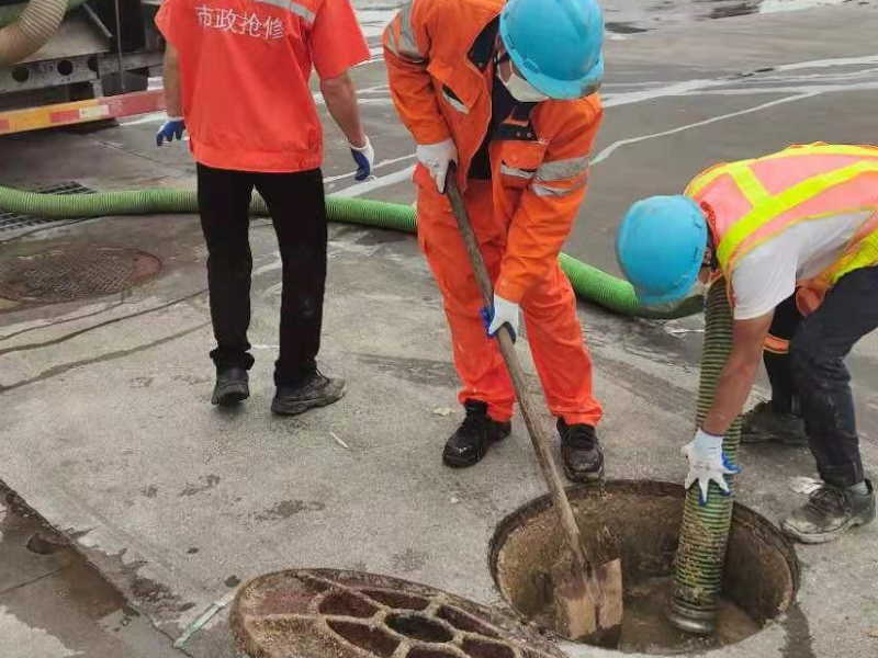南宁西乡塘周边专业管道疏通高压水流清洗化粪池吸污