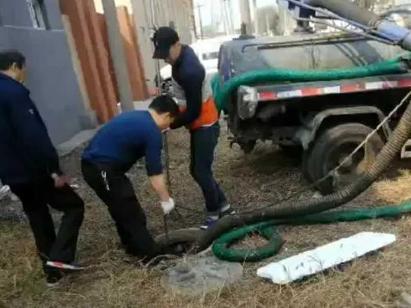 西乡塘区专业疏通马桶、下水道、清理油池等